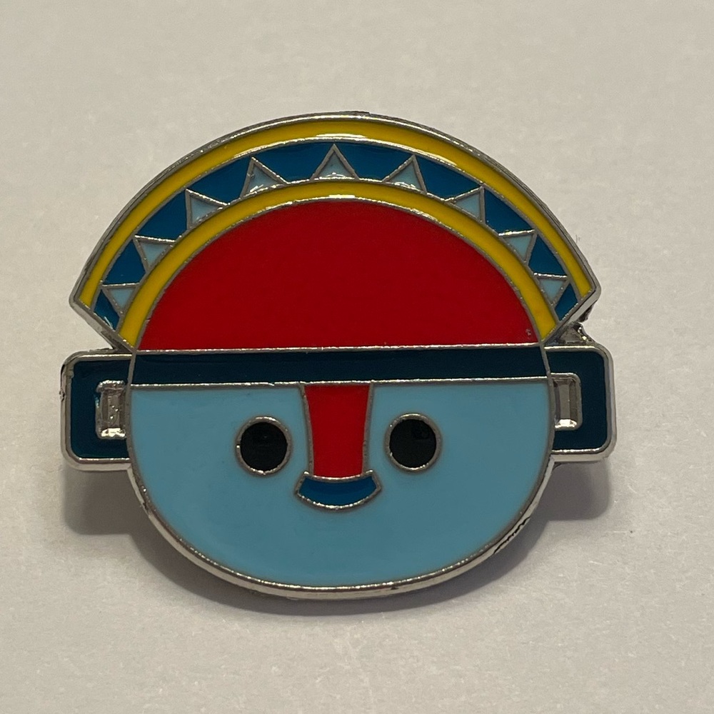 ✨4/25✨DISNEY Trading Pin “Tsum Tsum Adventureland Tiki God”